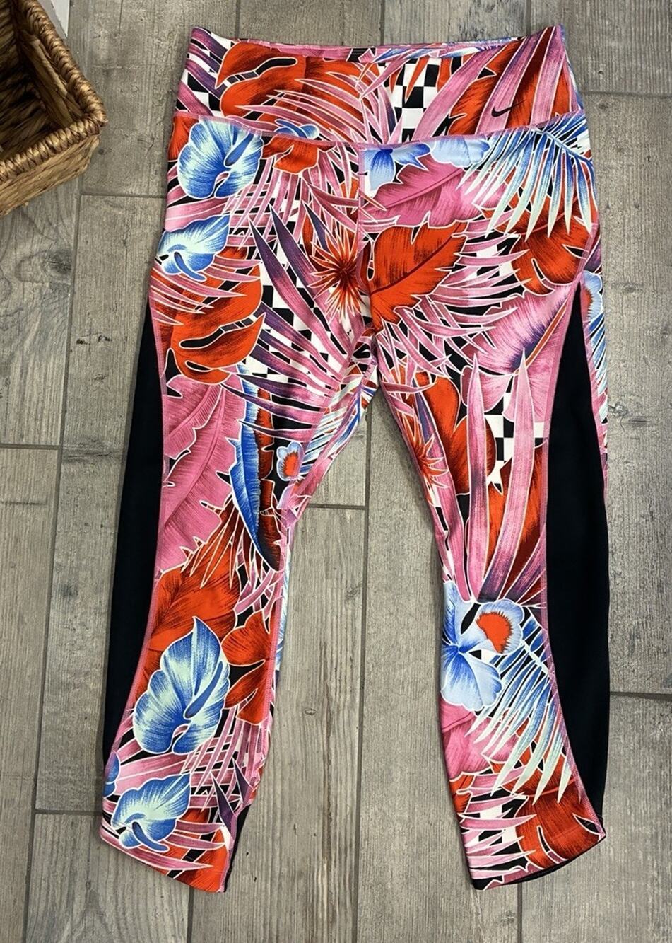 Nike One Dri-FIT Cropped Printed Leggings XL Tropical Pink Floral Mesh